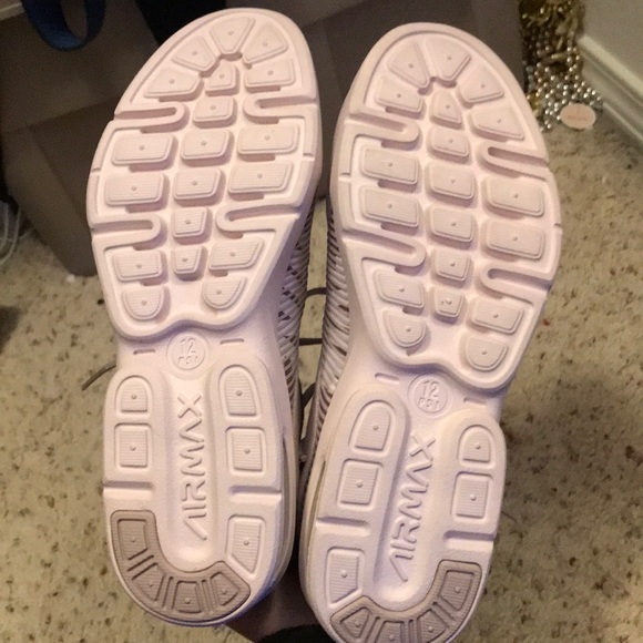 Mauve Nike Air Max Advantage 2’s NEVER BEEN WORN - Picture 4 of 4